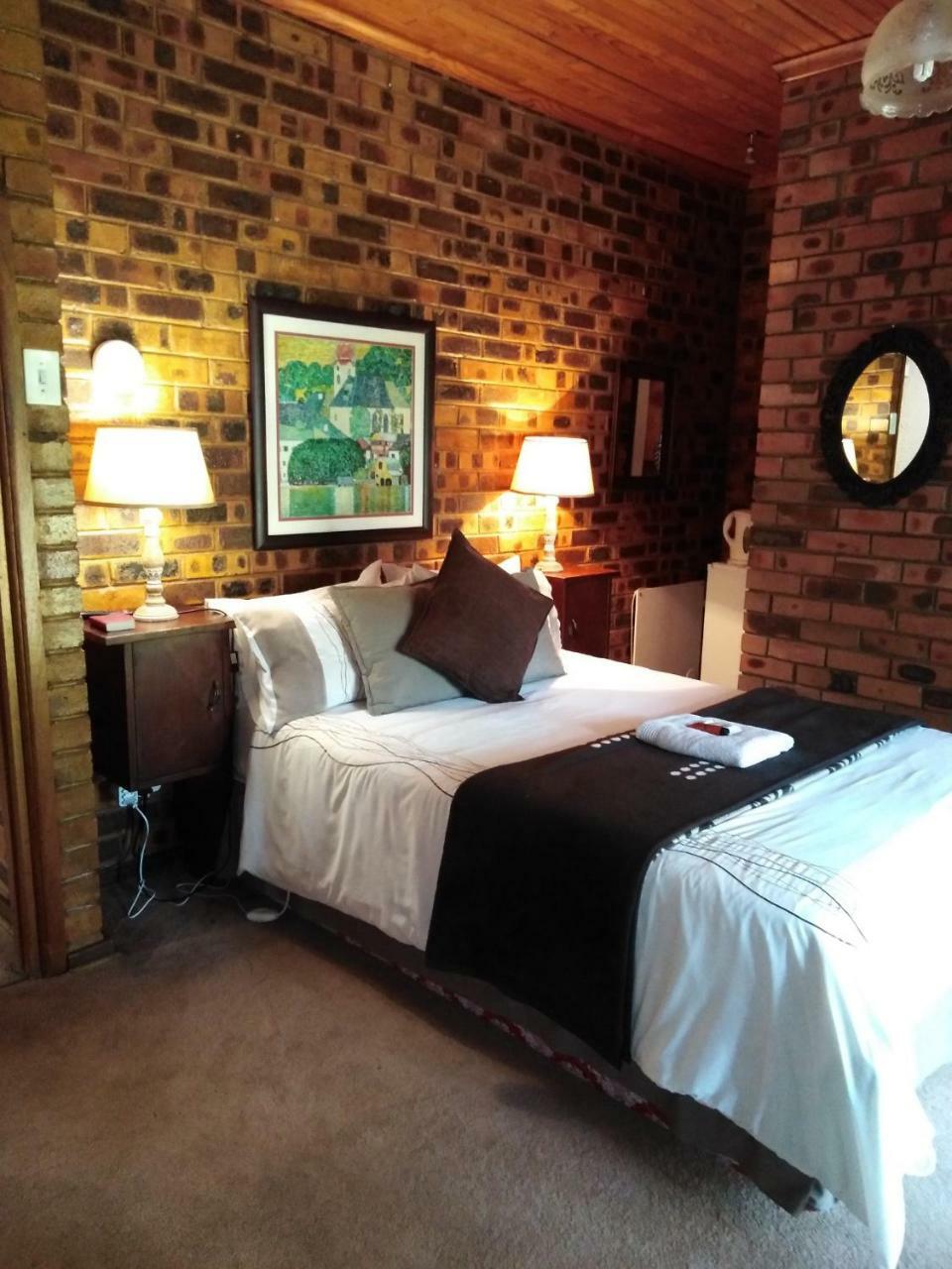 Khokha Moya Guesthouse Ermelo Bagian luar foto